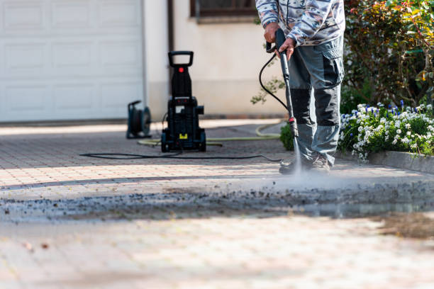 Best Sidewalk Pressure Washing  in Quincy, MI